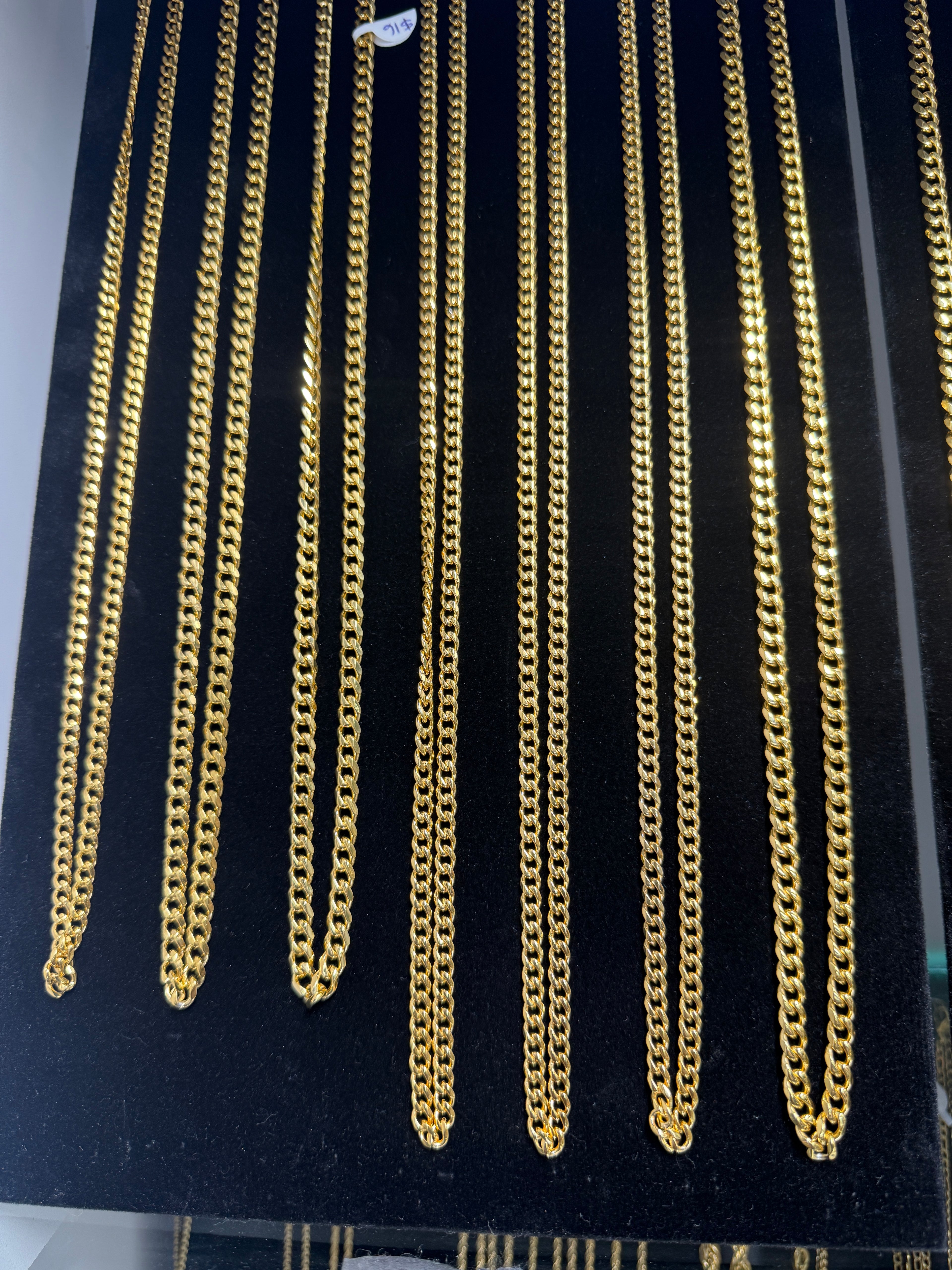 CUBANAS CHAIN